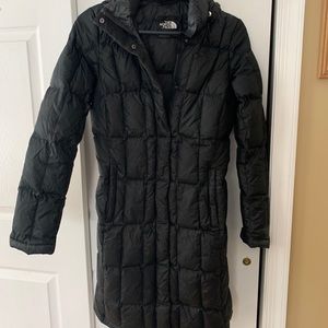 WINTER SALE!✨✨ The North Face Women’s Long Coat